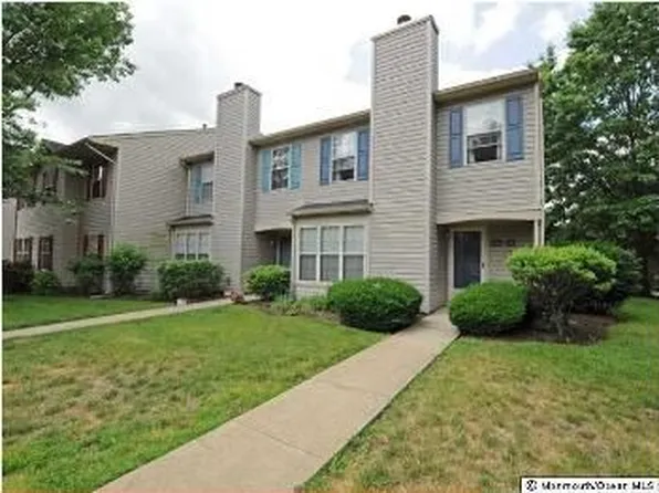 33-12 Trumbull Rd, Freehold, NJ 07728