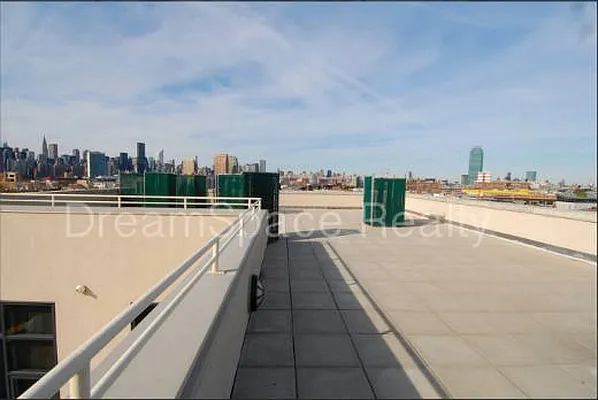 Rented by Dream Space Realty | media 65