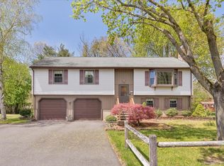 31 Wentworth Dr, South Windsor, CT 06074