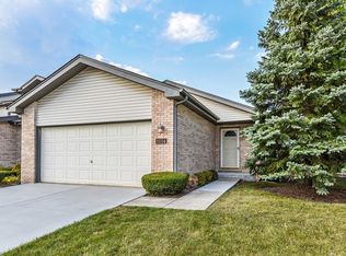 11114 Shenandoah Dr, Orland Park, IL 60467