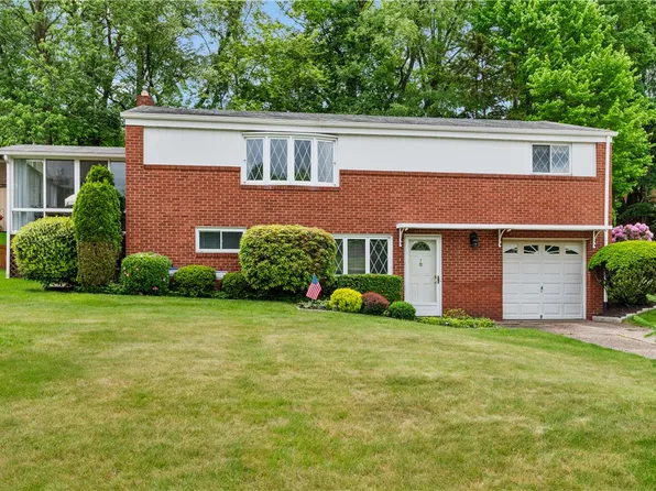 137 Skylark Dr, Glenshaw, PA 15116