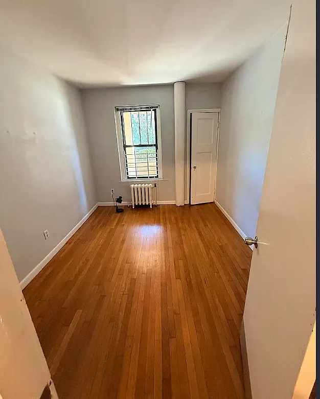 4 bed, $7,200 — Photo 3
