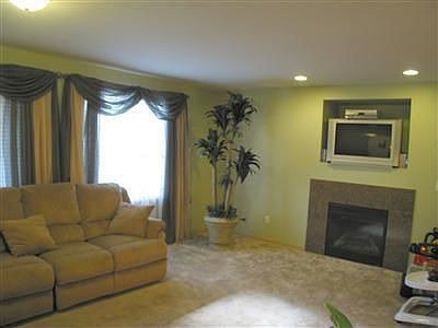 4th image of 1309 E 41st St