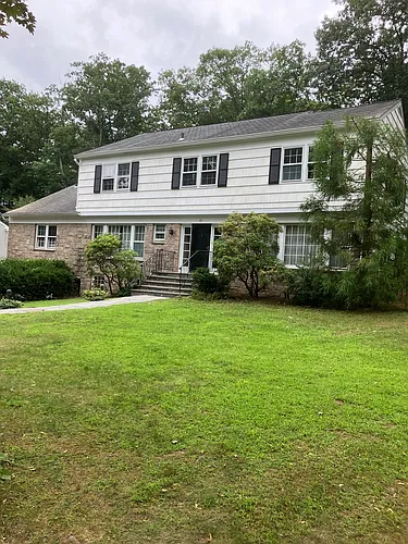 20 Springdale Rd Photo 1