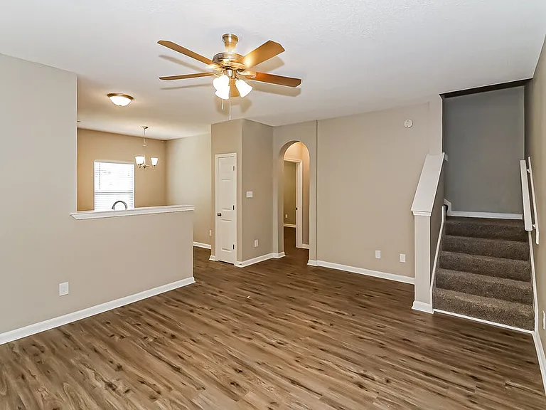 9864 White Poplar Dr — Photo 4
