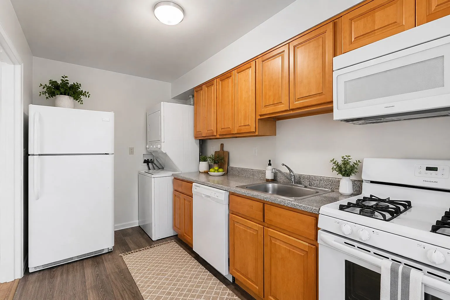Duncan Hill Apartment Homes — Photo 4