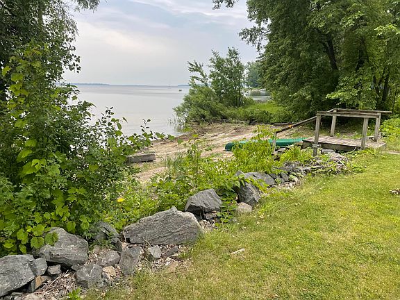 5th image of 388 Dickson Point Rd