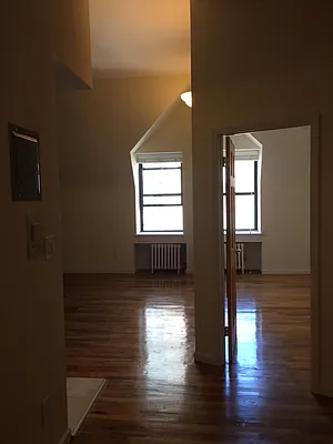 Rented by AJ Clarke | media 32