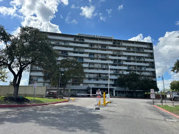 7039 San Pedro Ave, San Antonio, TX