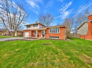 953 Grandview Rd, Fort Erie, ON L2A5R4