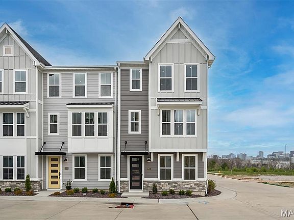 2nd image of 8904 Gateway Cir #41-808