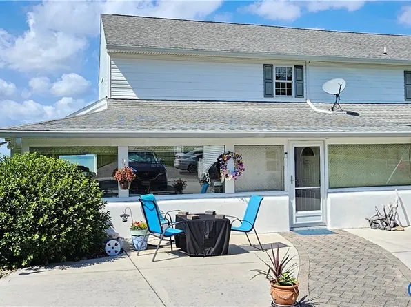 617 Sheepside Rd, Laneview, VA 22504
