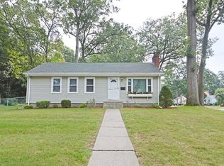 239 W Allen Ridge Rd, Springfield, MA 01118