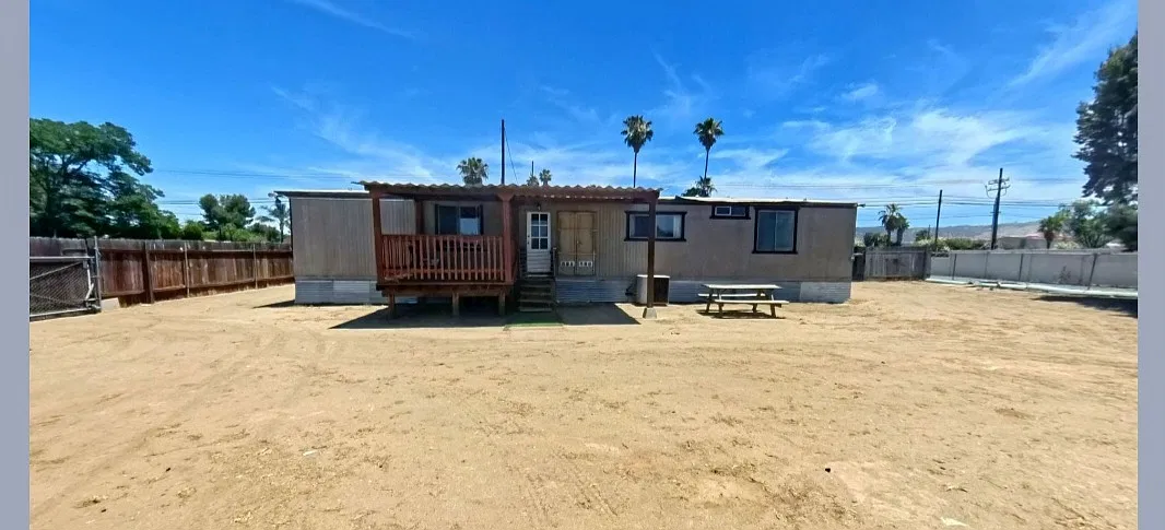 3 bed, 1300 sqft, $2,800 — Photo 1