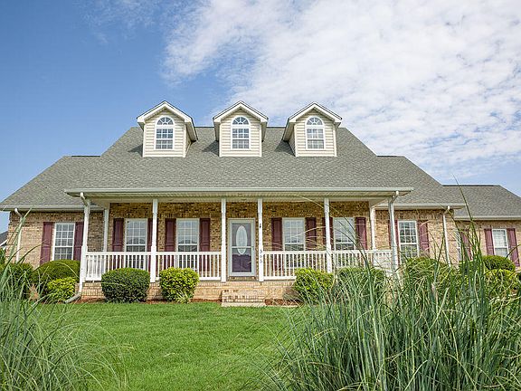 2nd image of 365 Sweetgrass Ln