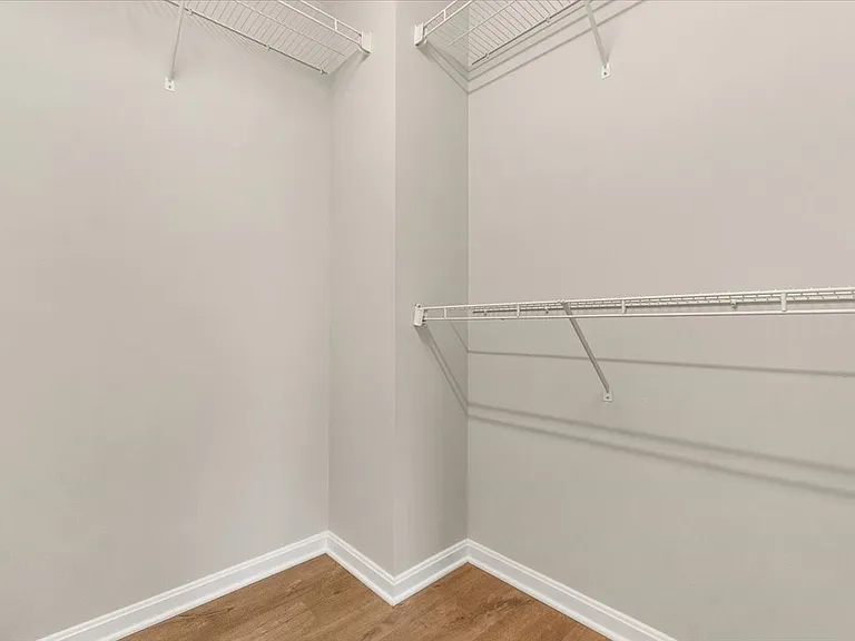 2400 Dominion Dr #3E — Photo 17