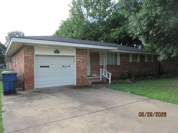 332 N Adair St, Vinita, OK 74301