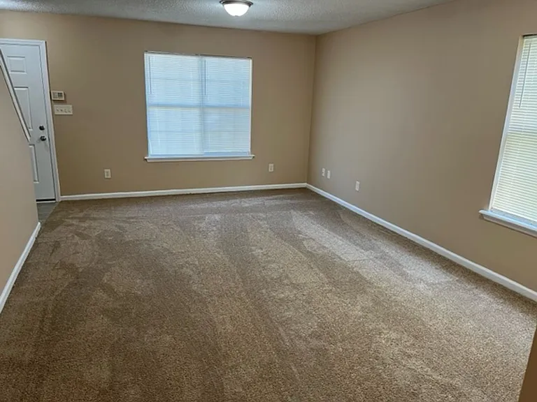 335 Brookfield Rd — Photo 2