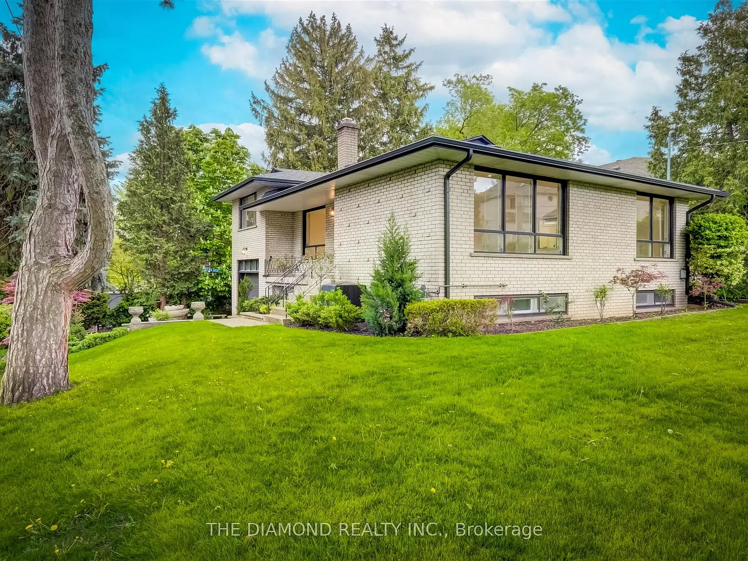 2 bed, $5,300 — Photo 4