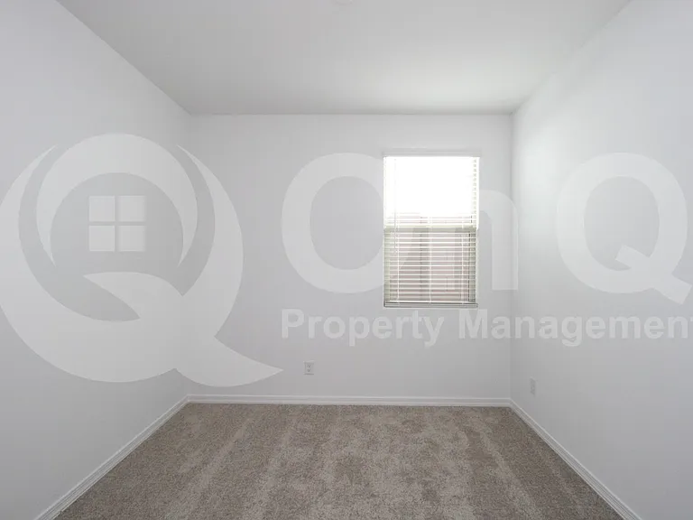 32470 N 122nd Ln — Photo 17