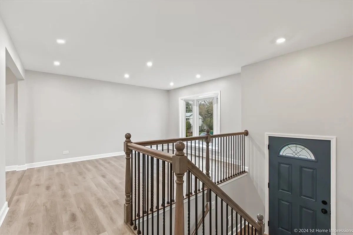 4 bed, 1628 sqft, $3,820 — Photo 1