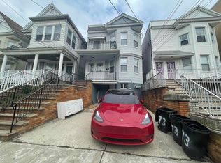 73 W 16th St, Bayonne, NJ 07002