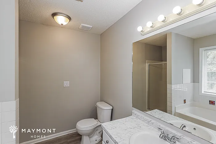 6055 Yellowood Ct — Photo 12