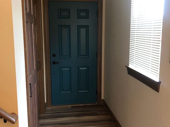 5th image of 909 Fleetfoot Dr
