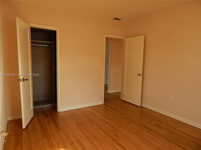 1841 SW 37th Ave — Photo 12