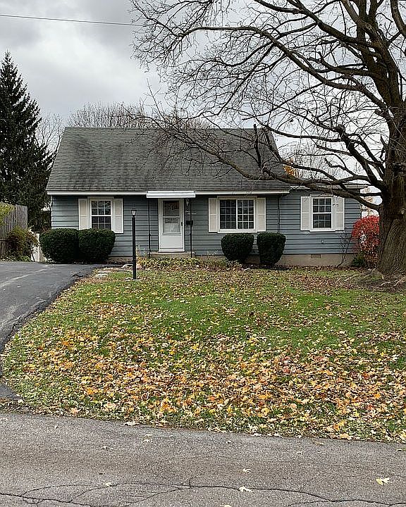 1st image of 400 Glenview Pkwy