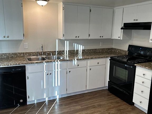 4th image of 225 N 21st Street