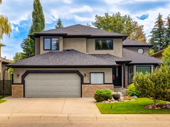 367 W Woodbriar Cir SW, Calgary, AB T2W 6A4