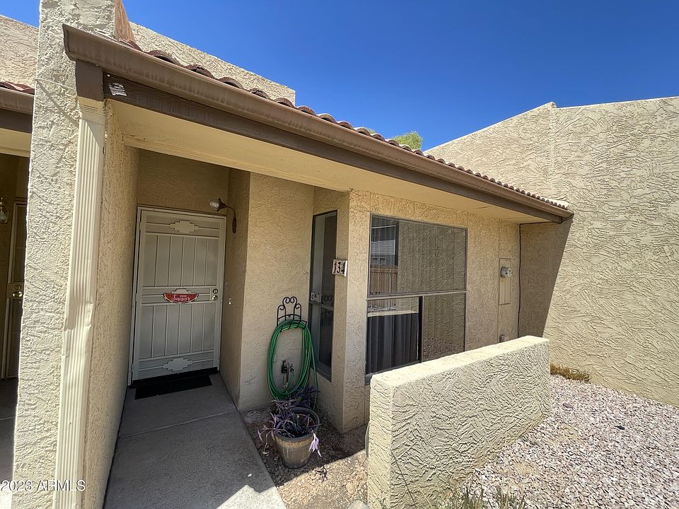 2nd image of 3228 W GLENDALE Avenue #134