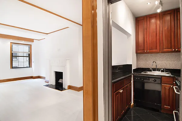 Rented by WAM Partners - William Moses Co. | media 3