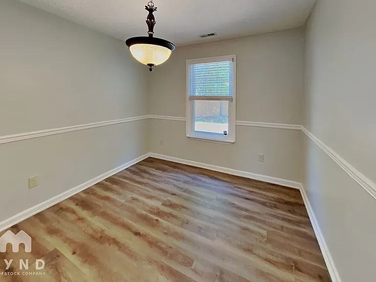 8224 Wynewood Ct — Photo 7