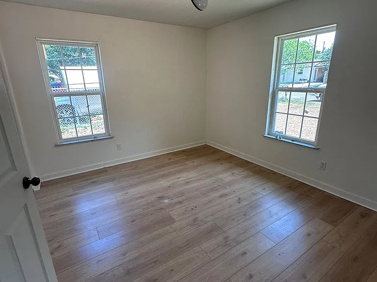 202 Red Oak Cir — Photo 26