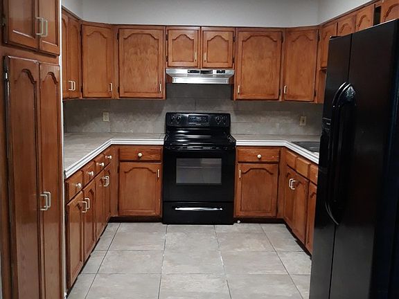 5th image of 1606 Sherwood Dr