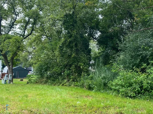 7 Fishook Bay, Lakemoor, IL 60051