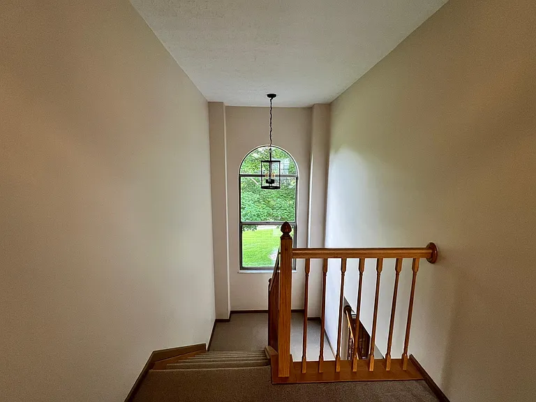 758 N Starr Dr — Photo 20