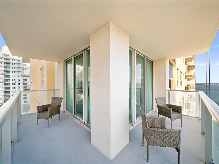 1155 Brickell Bay Dr #2501 — Photo 18