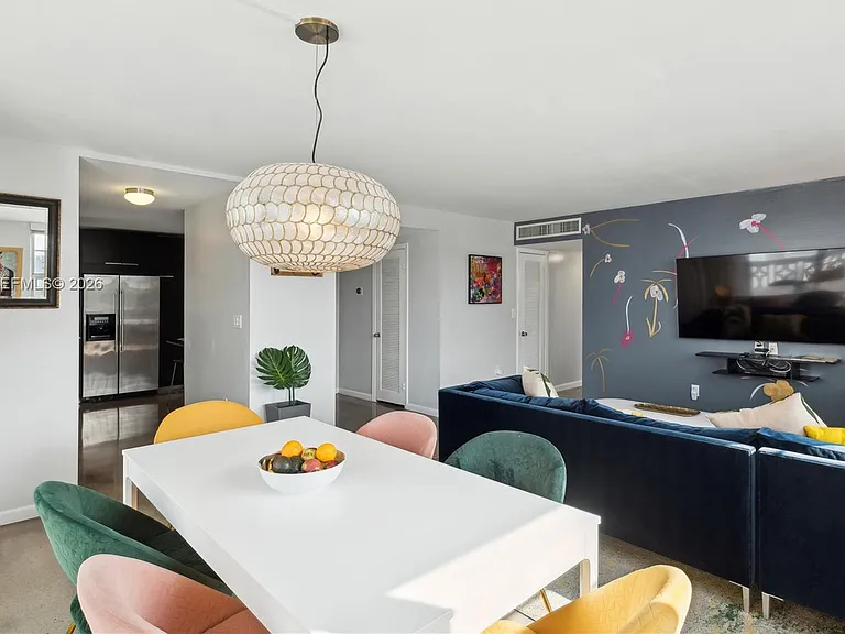 1020 Meridian Ave #401 — Photo 3