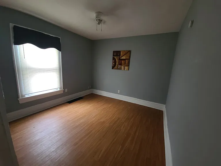 228 N Avon St #2 — Photo 12