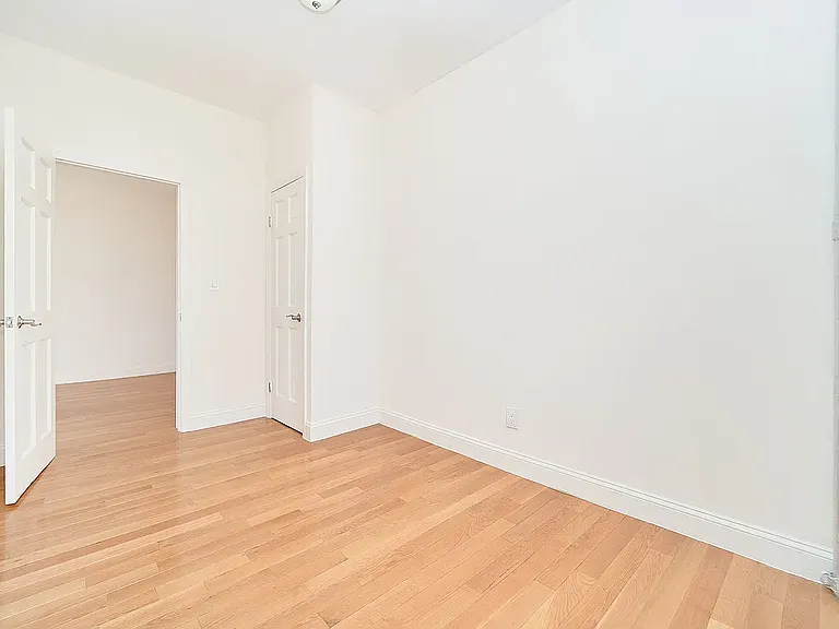 502 W 139th St #52A — Photo 5