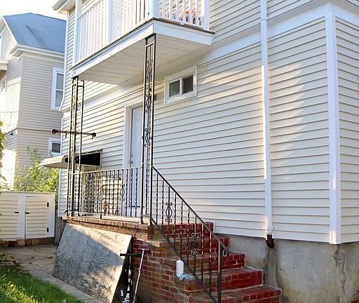4th image of 32-34 Branscomb St