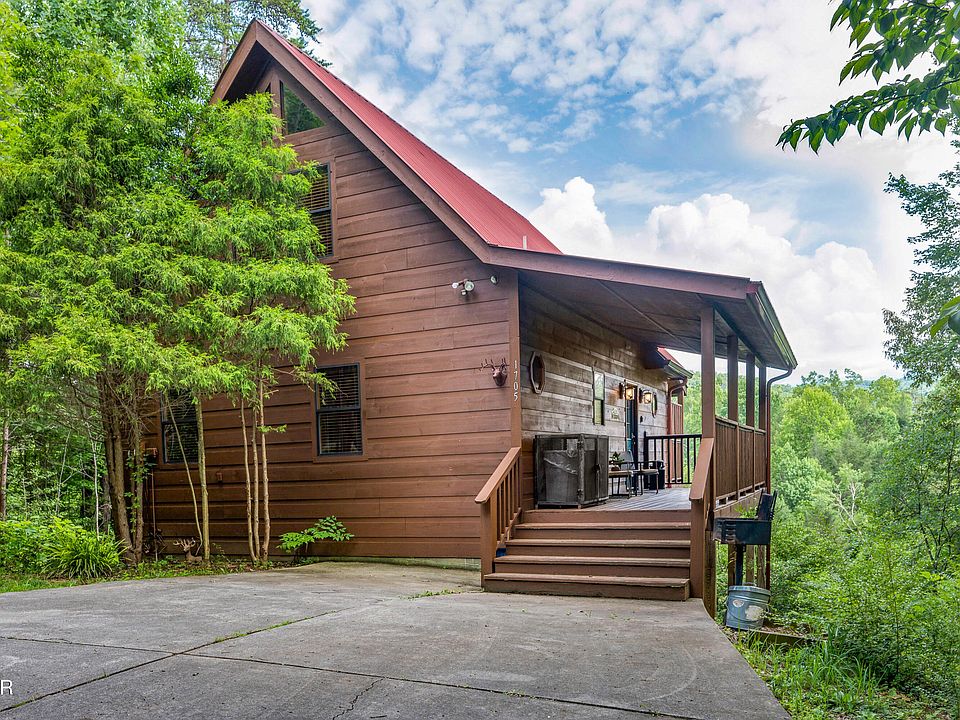 1st image of 1705 Quail Hollow Way