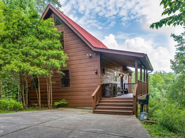 1705 Quail Hollow Way, Sevierville, TN 37876