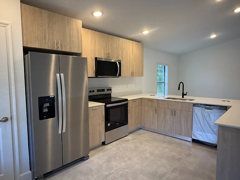 1659 Javier St #1 — Photo 9