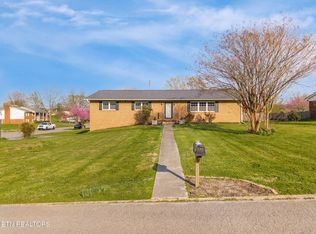 7552 Berkshire Blvd, Powell, TN 37849