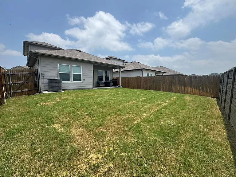154 Arroyo Sweetwood Cir — Photo 35