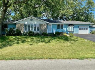 111 Willow Run Dr, Monroeville, IN 46773